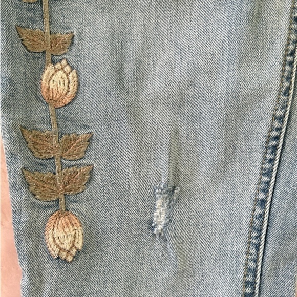 Velvet Heart Women’s Denim Jeans Sz 28 Roelle Girlfriend Slim Floral Embroidery - Picture 5 of 10